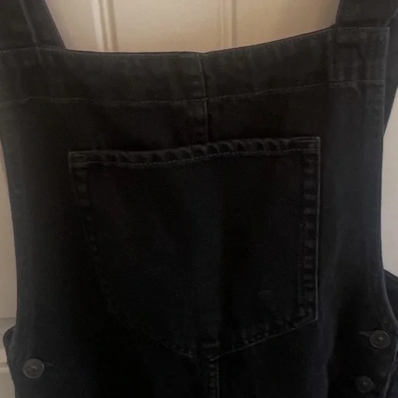 FREE PEOPLE BLACK DENIM OVERALLS W TIE DETAILS AND POCKETS! S - Picture 6 of 7